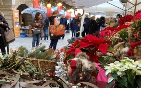 Christmas Fair and Craft Trades Exhibition. December